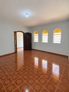 Casa com 3 Quartos para alugar, 180m² no Vila das Jabuticabeiras, Taubaté