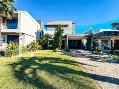 Sobrado com 3 Quartos à venda, 190m² no Centro, Xangri-lá