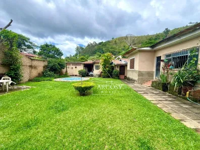 Casa com 2 Quartos à venda, 134m² no Itaipava, Petrópolis