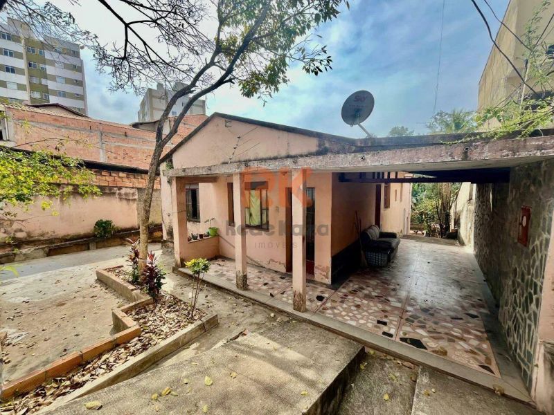 Casa com 3 quartos — Planalto, Belo Horizonte