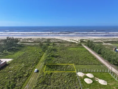 Lote/Terreno à venda, 300m² no , Balneário Gaivota
