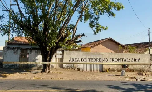 Casa com 3 Quartos à venda, 374m² no Jardim Presidente, Goiânia
