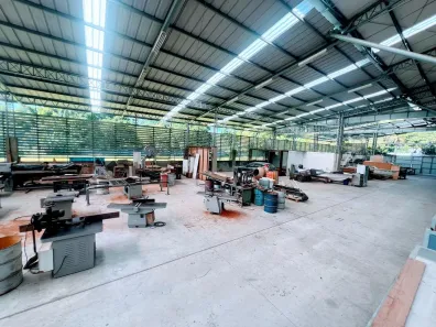 Galpão/Depósito/Armazém com 4 Quartos para alugar, 800m² no Taquara, Rio de Janeiro