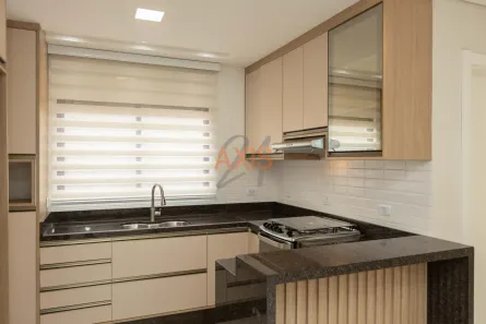 Sobrado com 3 Quartos à venda, 122m² no Uberaba, Curitiba