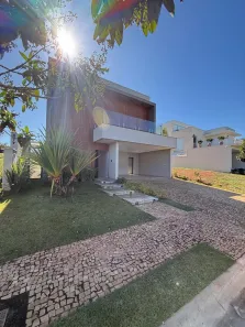 Casa com 4 Quartos à venda, 274m² no Villa Piemonte II, Franca
