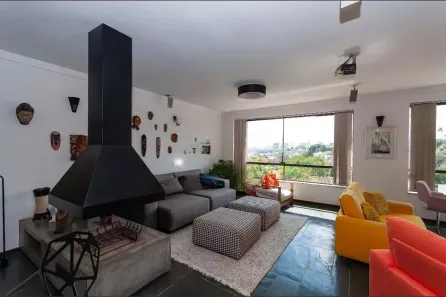 Casa com 3 Quartos à venda, 300m² no Vila Romana, São Paulo