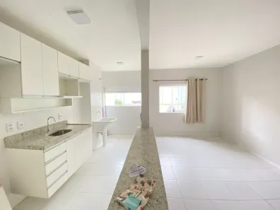 Apartamento com 2 Quartos para alugar, 65m² no Sacramenta, Belém