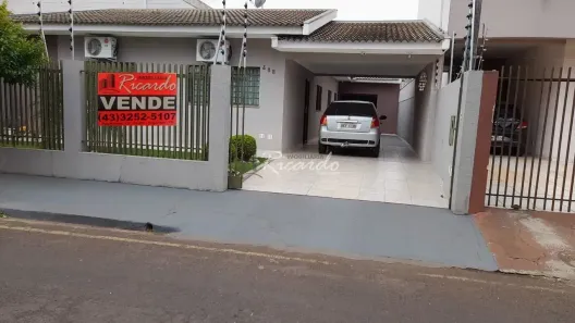 Casa com 3 Quartos à venda, 152m² no Jardim Panorama, Arapongas