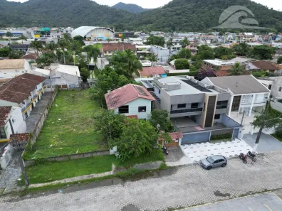 Sobrado com 4 Quartos à venda, 159m² no Caiobá, Matinhos