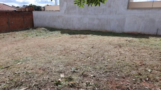 Lote/Terreno à venda, 300m² no Porto Bello Residence, Presidente Prudente