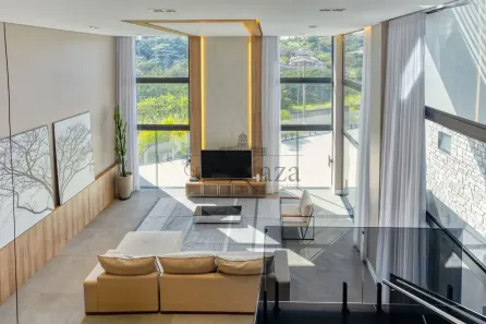 Casa de Condomínio com 4 Quartos à venda, 400m² no Jardim Terras de Santa Helena, Jacareí