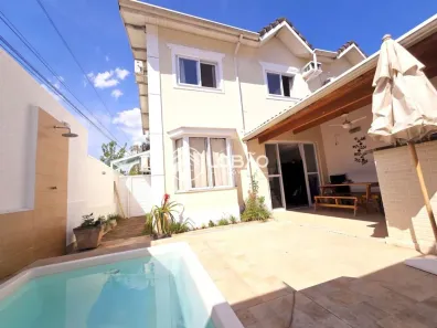 Casa de Condomínio com 3 Quartos à venda, 180m² no Morada da Colina, Resende