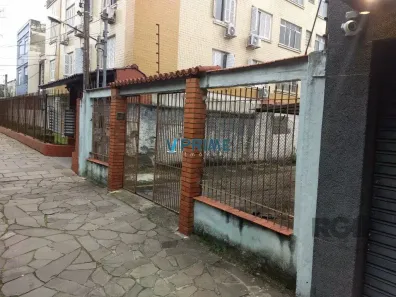 Lote/Terreno com 1 Quarto à venda, 217m² no Floresta, Porto Alegre