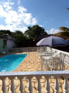 Fazenda/Sítio com 3 Quartos à venda, 150m² no Guamirim, Caçapava