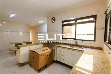 Sobrado com 3 Quartos à venda, 300m² no Campestre, Santo André