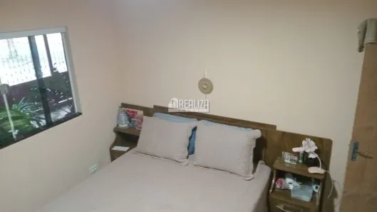 Casa com 2 Quartos à venda, 164m² no Mangueiras, Uberaba