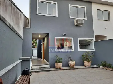 Casa com 5 Quartos à venda, 180m² no Itaipu, Niterói