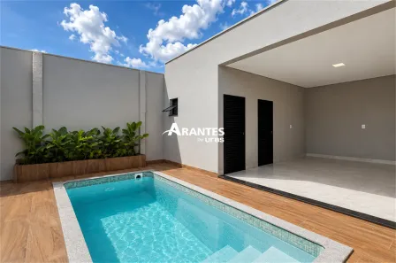 Casa com 3 Quartos à venda, 193m² no Pampulha, Uberlândia