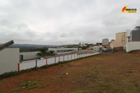 para alugar, 490m² no São José, Divinópolis