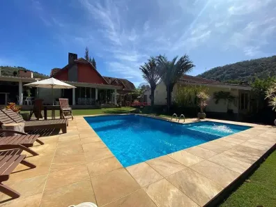 Casa com 4 Quartos à venda, 269m² no Albuquerque, Teresópolis