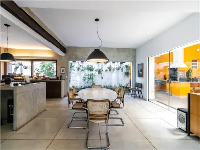 Sobrado com 4 Quartos à venda, 480m² no Alto de Pinheiros, São Paulo