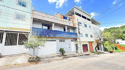 Casa com 4 Quartos à venda, 310m² no São Geraldo, Juiz de Fora