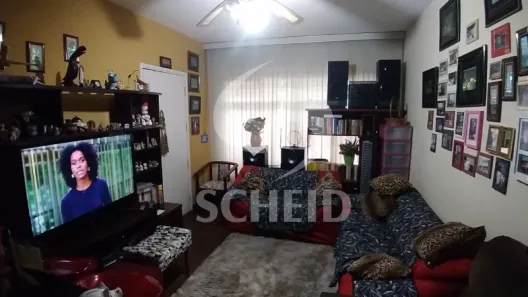 Sobrado com 3 Quartos à venda, 230m² no Jardim Itacolomi, São Paulo