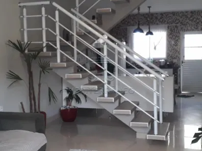 Sobrado com 4 Quartos à venda, 198m² no Jardim Tannus, Jundiaí