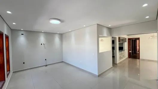 Casa com 3 Quartos para venda ou aluguel, 166m² no Jardim Centenário, Mogi Guaçu