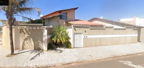 Sobrado com 3 Quartos à venda, 260m² no Franca Pólo Club, Franca