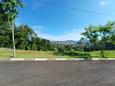 Lote/Terreno à venda, 330m² no Parque Imperador, Bragança Paulista