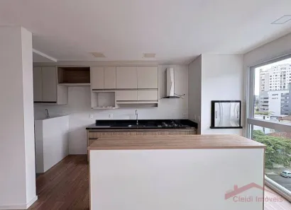 Apartamento com 2 Quartos à venda, 65m² no Centro, Joinville