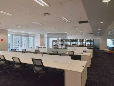 Consultório para alugar, 939m² no Vila São Francisco (Zona Sul), São Paulo