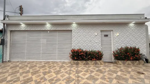 Casa com 4 Quartos para alugar, 220m² no Morada da Serra, Cuiabá