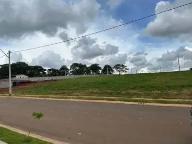Lote/Terreno à venda, 275m² no Parqville Quaresmeira, Trindade