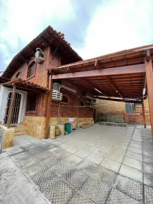 Casa de Condomínio com 4 Quartos para alugar, 100m² no Cruzeiro, Gravatá