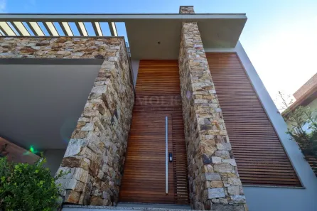 Casa com 4 Quartos à venda, 365m² no Lagoa da Conceição, Florianópolis