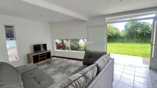 Casa com 3 Quartos para alugar, 210m² no Campeche, Florianópolis