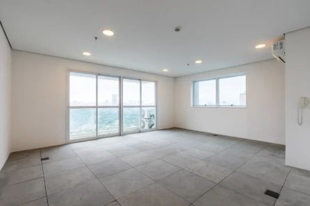 Sala Comercial à venda, 48m² no Santo Amaro, São Paulo