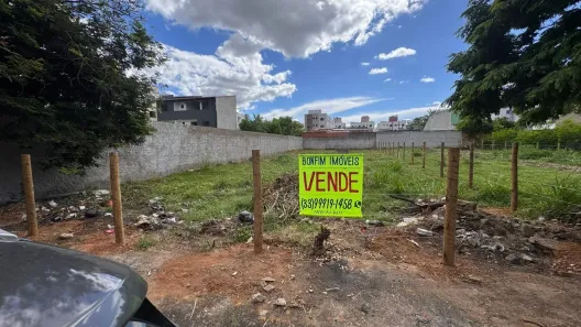 Lote/Terreno à venda, 520m² no Santos Dumont, Governador Valadares