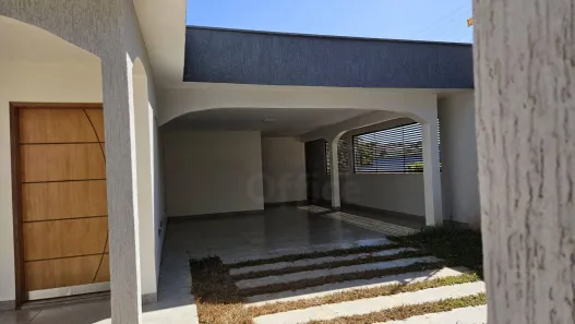 Casa com 4 Quartos à venda, 300m² no Privê Lírios do Campo, Anápolis