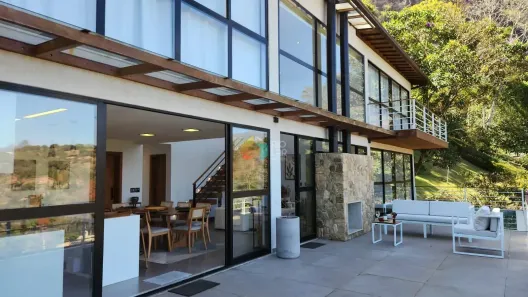 Casa com 5 Quartos à venda, 450m² no Itaipava, Petrópolis