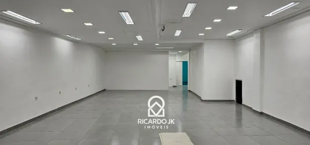 Ponto Comercial para alugar, 206m² no Liberdade, São Paulo
