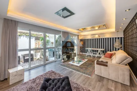 Casa com 4 Quartos à venda, 250m² no Lomba do Pinheiro, Porto Alegre