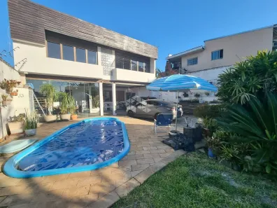 Casa com 3 Quartos à venda, 275m² no Vila Jardim, Porto Alegre