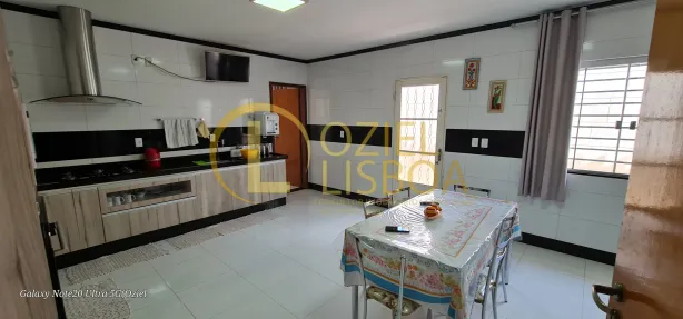 Casa de Condomínio com 3 Quartos à venda, 800m² no Setor Habitacional Vicente Pires, Brasília