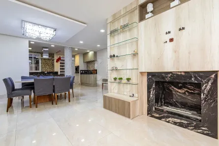 Sobrado com 3 Quartos à venda, 210m² no Aristocrata, São José dos Pinhais