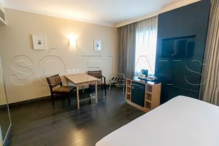 Flat com 1 Quarto para alugar, 29m² no Cidade Monções, São Paulo