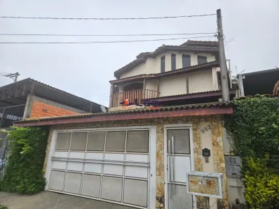 Sobrado com 4 Quartos à venda, 329m² no Jardim Universo, Mogi das Cruzes