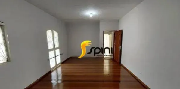 Casa com 3 Quartos para alugar, 260m² no Fundinho, Uberlândia